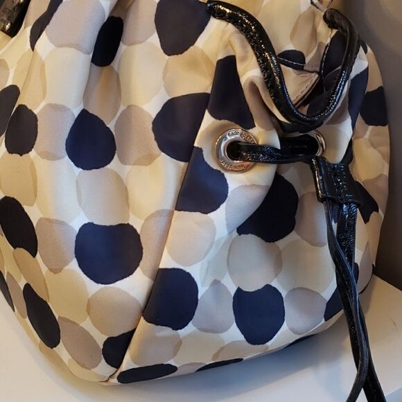 Kate SPADE STEVIE STRAWBERRY BANKE SHOULDER BAG, IVORY BAG WITH BLACK & TAN DOTS - Picture 7 of 16